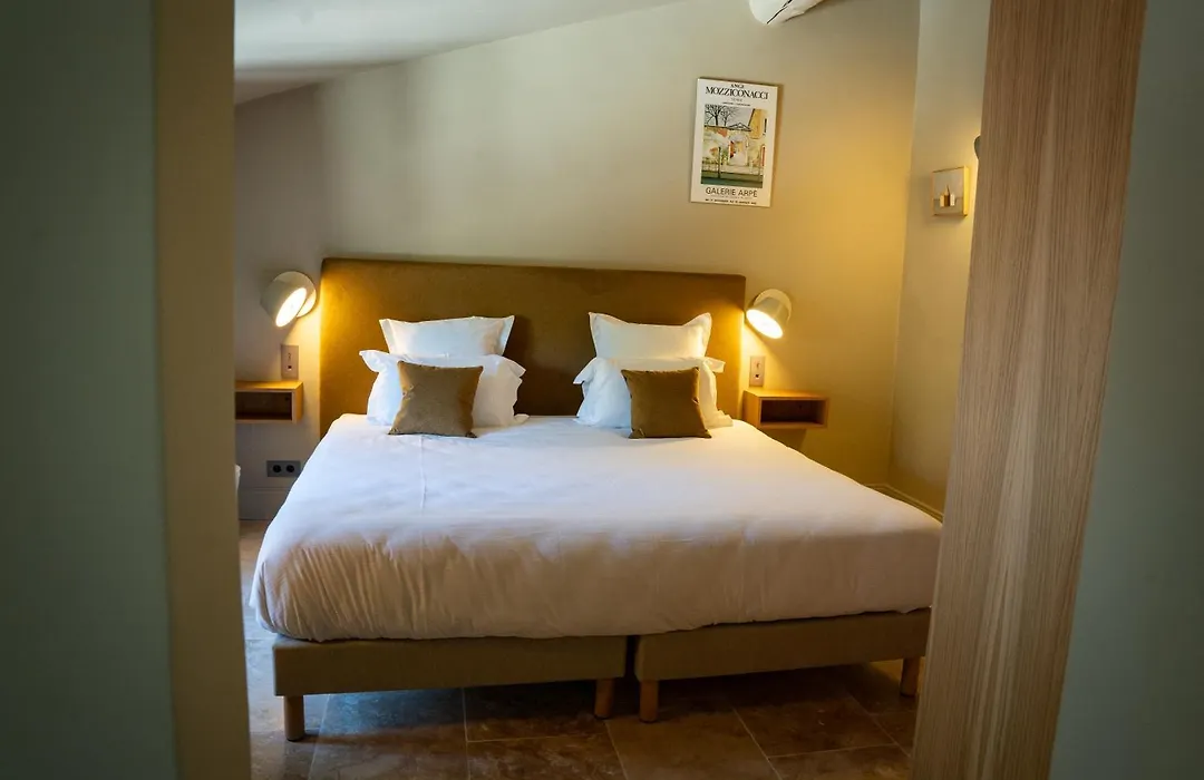 Hotel La Bastide d'Eygalières-1