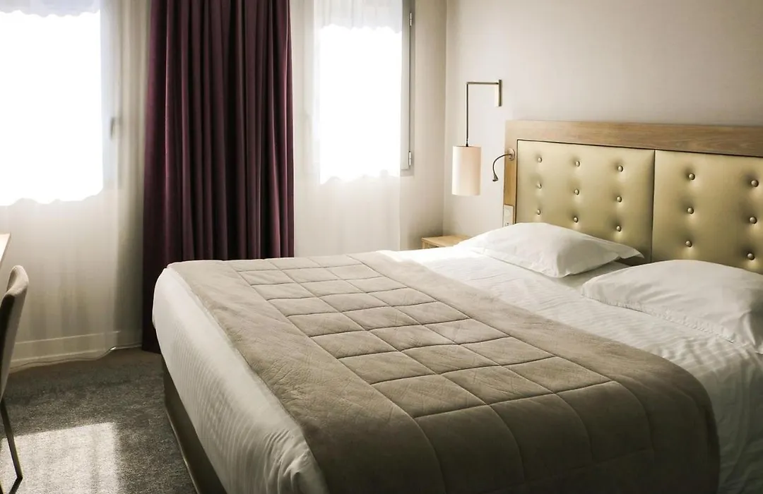 Hotel Anne De Bretagne-1