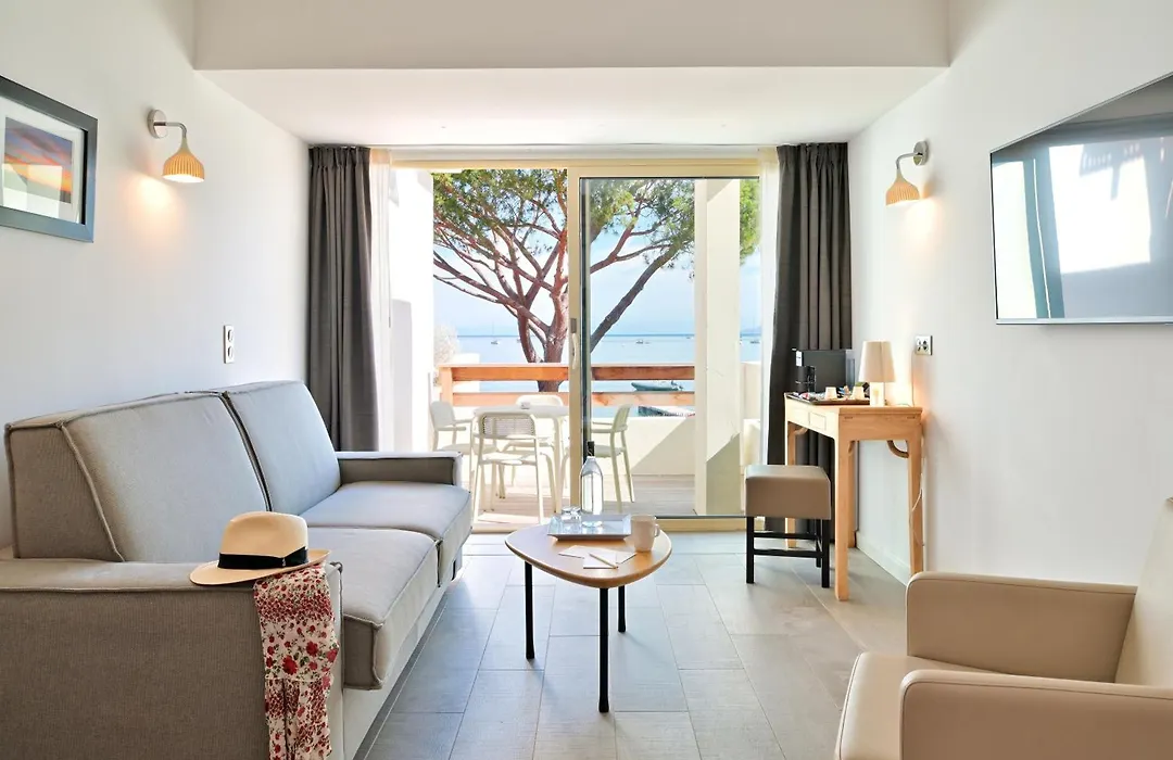 Hotel La Roya-1