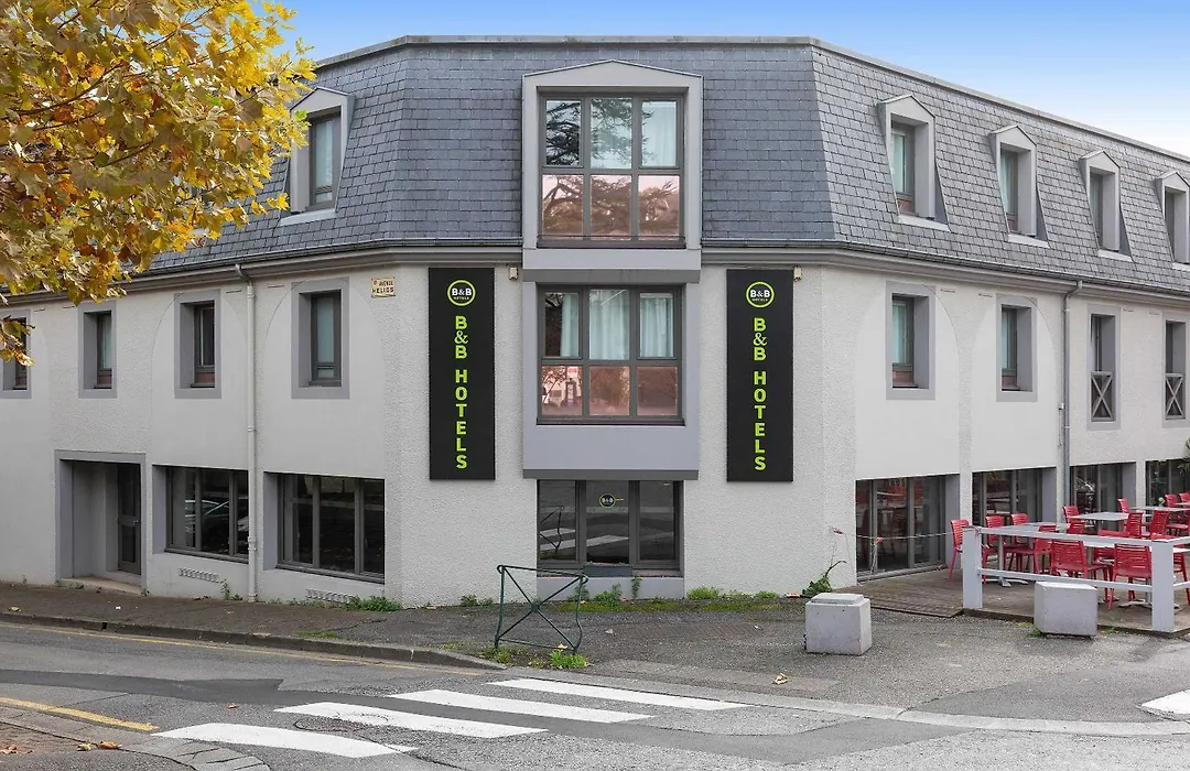 B&B Hotel Lourdes Centre Gare 3 Etoiles-1