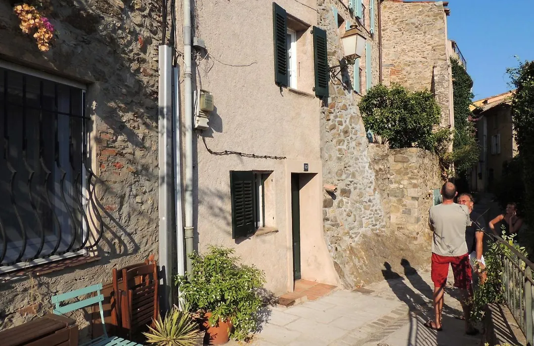 Ferienhaus in der Altstadt von Grimaud-1