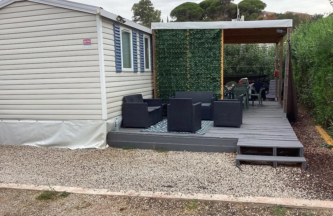 Linge Literie Et Toilette Fournis, Un Grand Confort, A Cote Ou A 5 Minutes Des Piscines Tous 3 Chambres Grande Terrasse Couverte-1