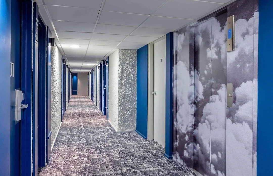 Ibis La Rochelle Centre Historique-1