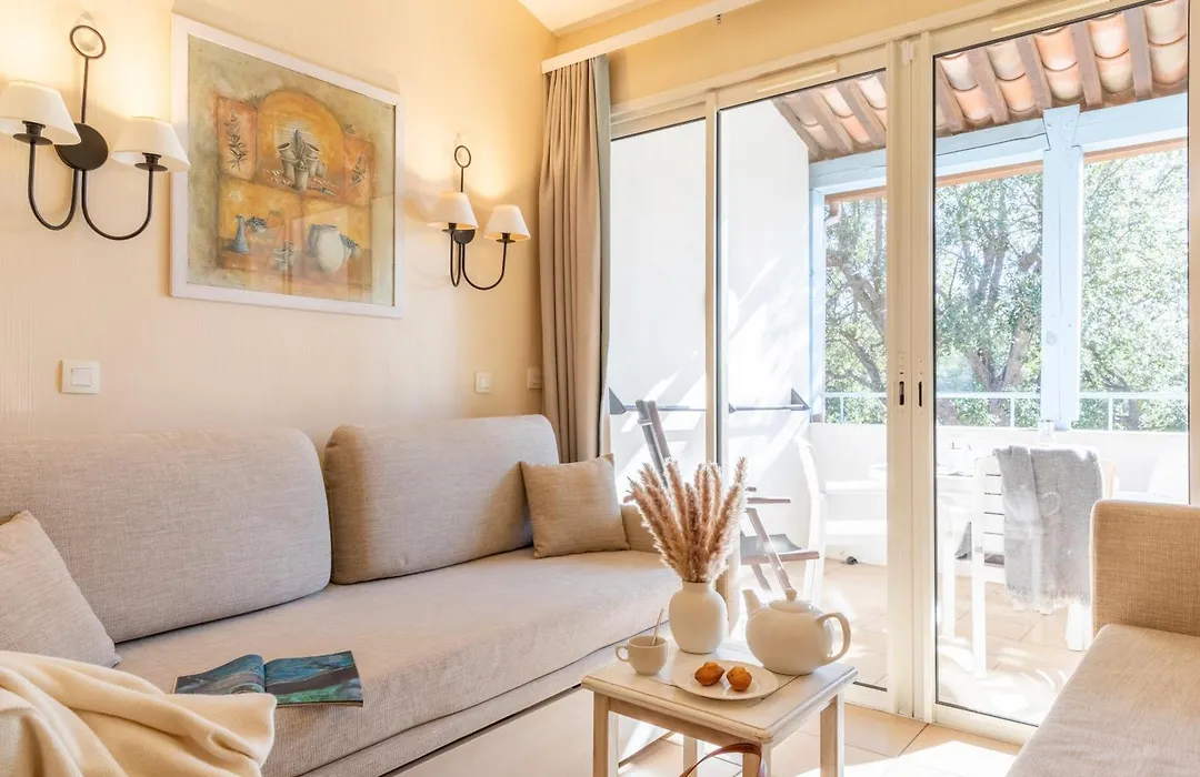 Residence Pierre & Vacances Les Restanques Du Golfe De Saint-Tropez-1