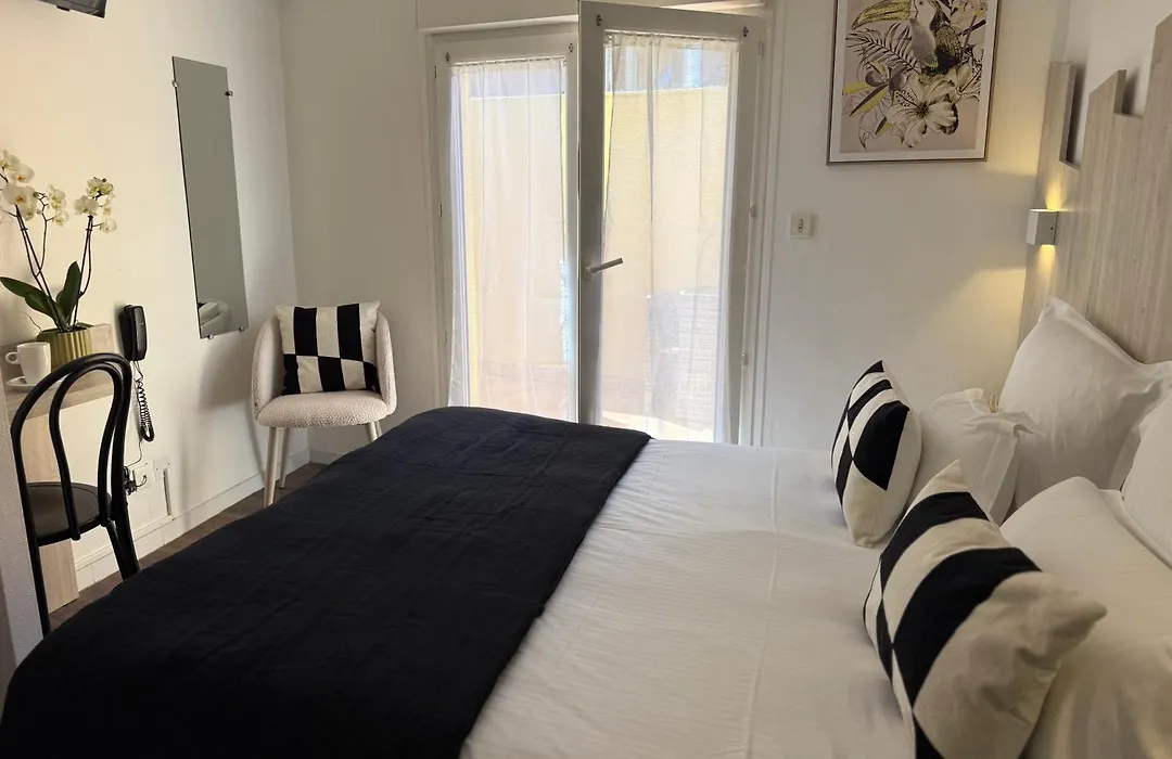 Hotel Provencal-1