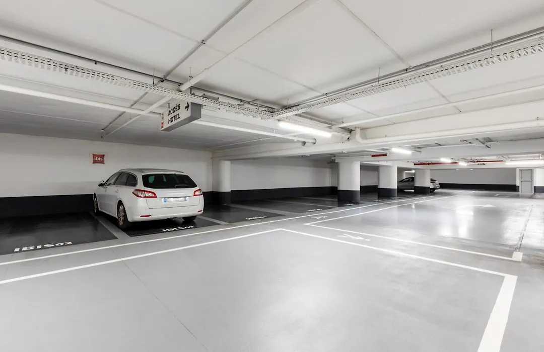 Ibis Paris Porte De Montreuil-1