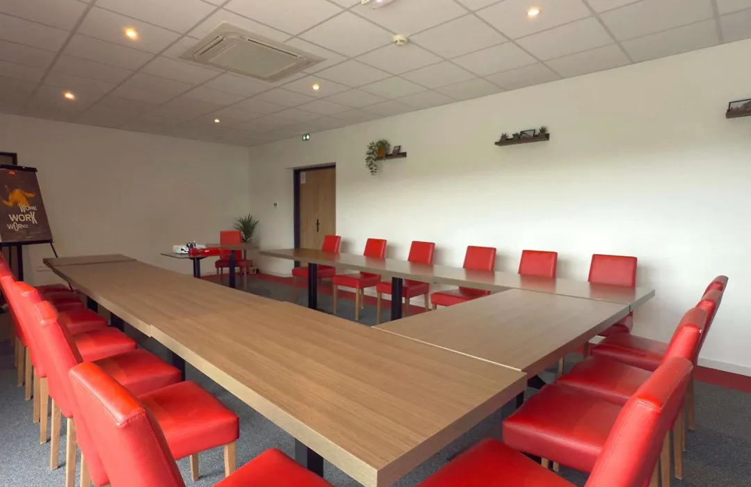 Ibis Dijon Sud-1
