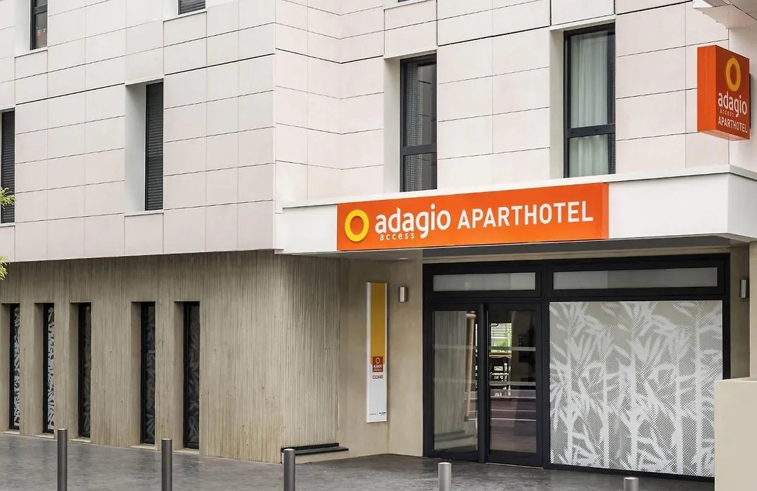 Aparthotel Adagio access Colombes La Défense-1