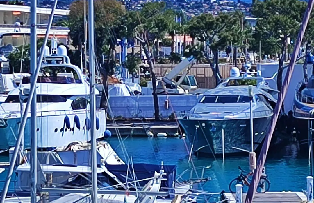 Baie des anges appartement Bis-1