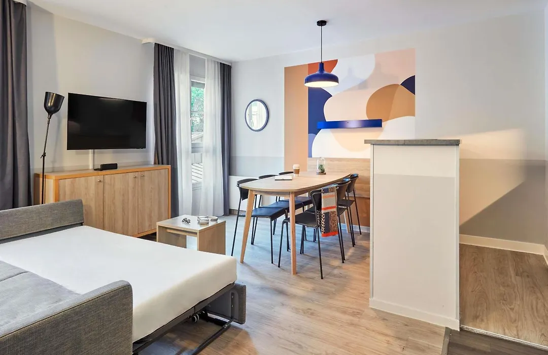 Aparthotel Adagio Val D'Europe Pres De Disneyland Paris-1