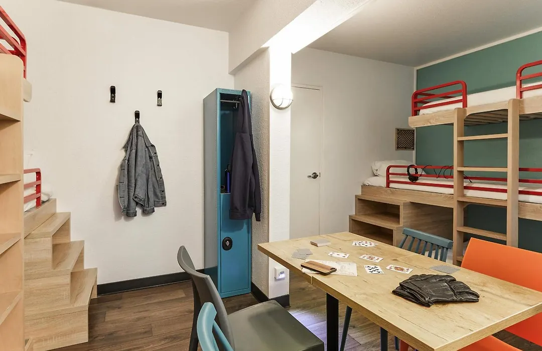 Hotelf1 Antibes Sophia Antipolis-1