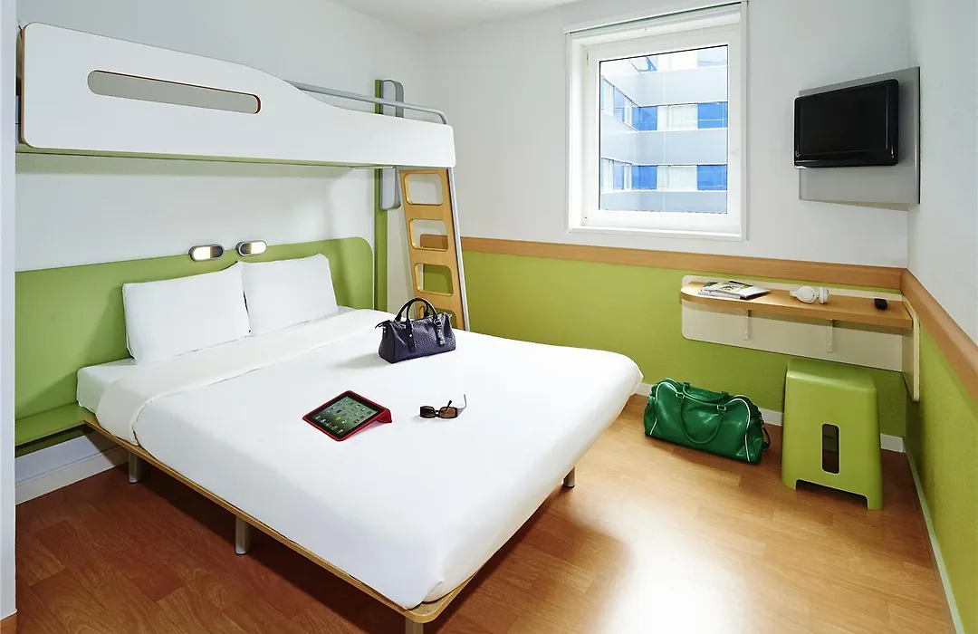 Ibis Budget Hyeres Centre Ville-1