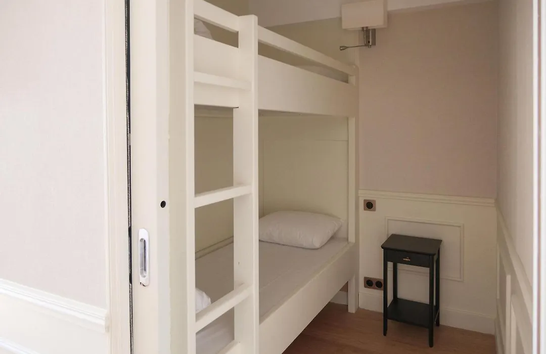 Best Western Le Cheval Blanc -Centre- Vieux Port-1