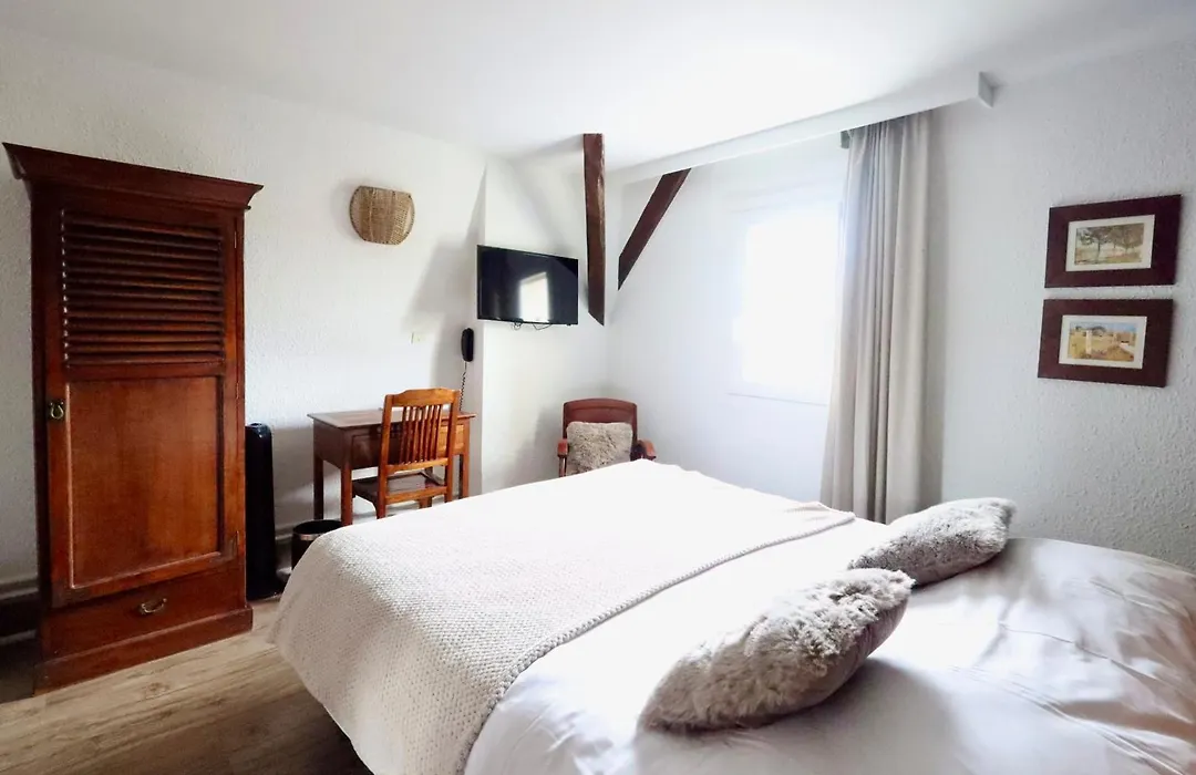 Hotel du Pot d'Etain-1