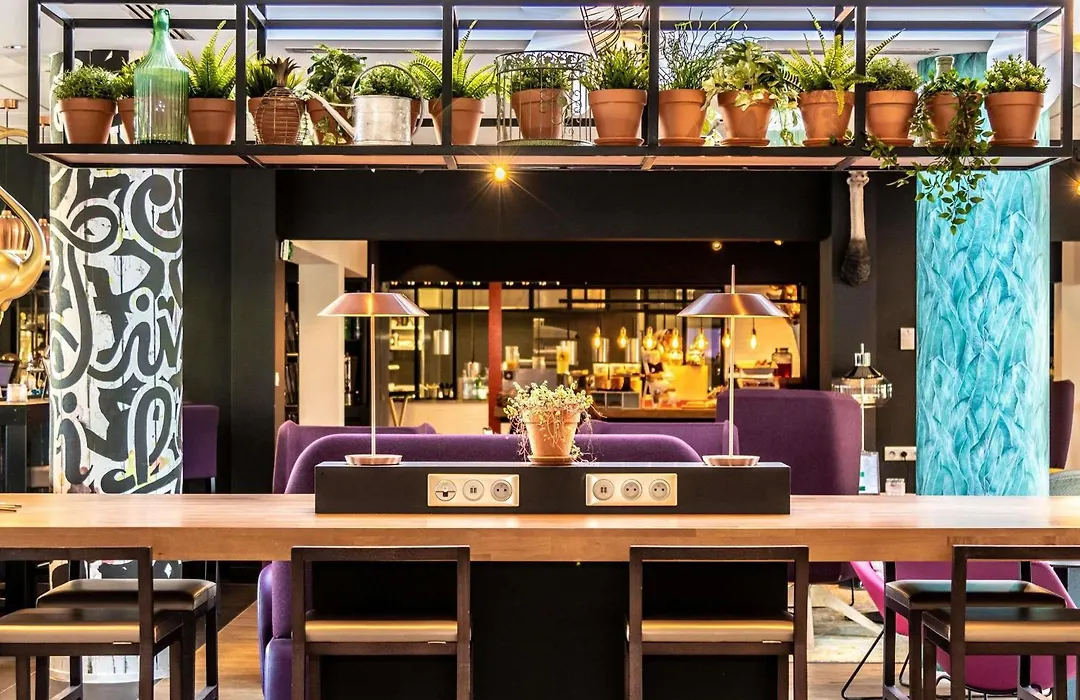 Novotel Lyon Bron-1