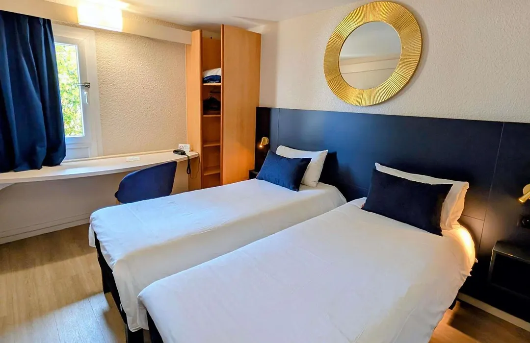 Ibis Grenoble Centre Bastille-1