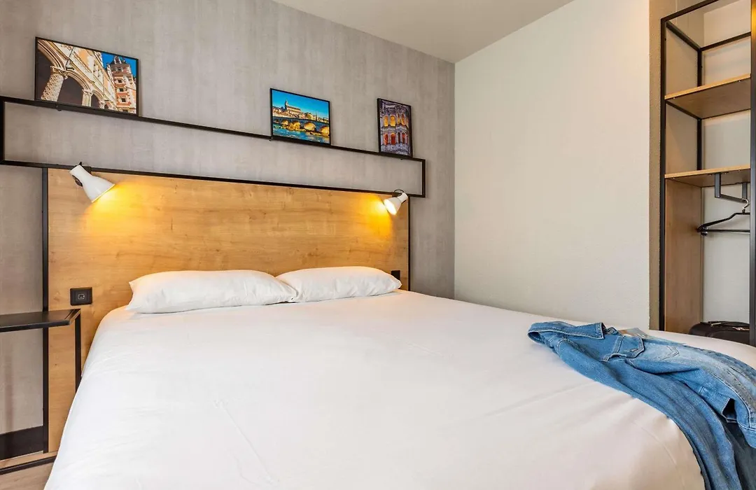 ibis Blois Centre Château-1