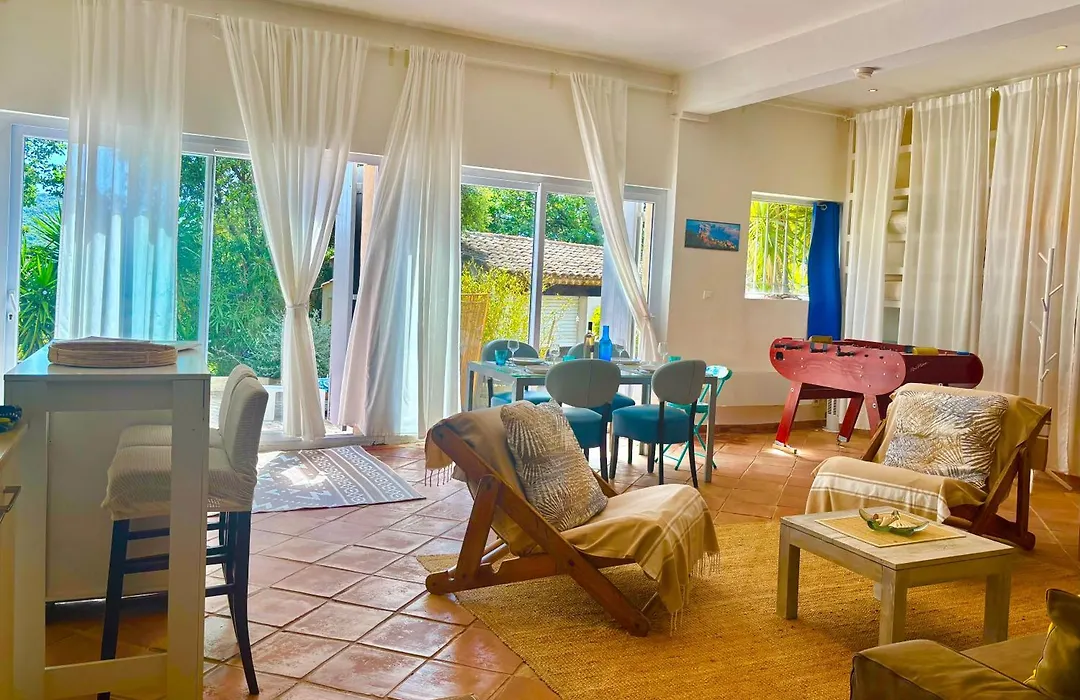 Villa Des Delices-1