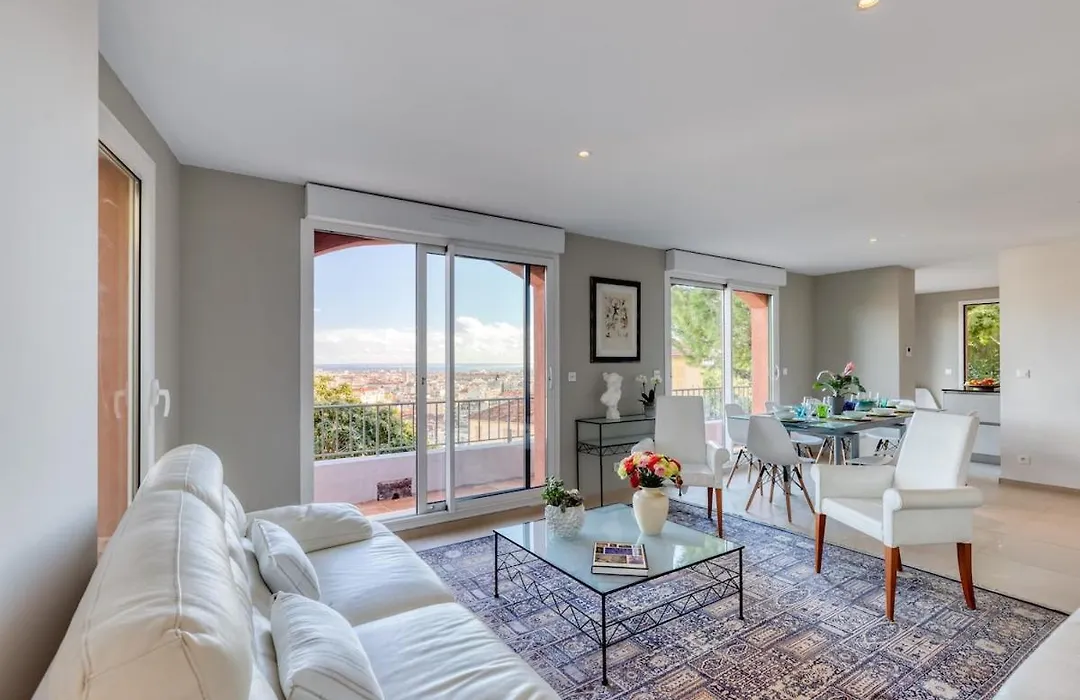 Villa Sur Les Hauteurs De Nice, Proche Centre-1