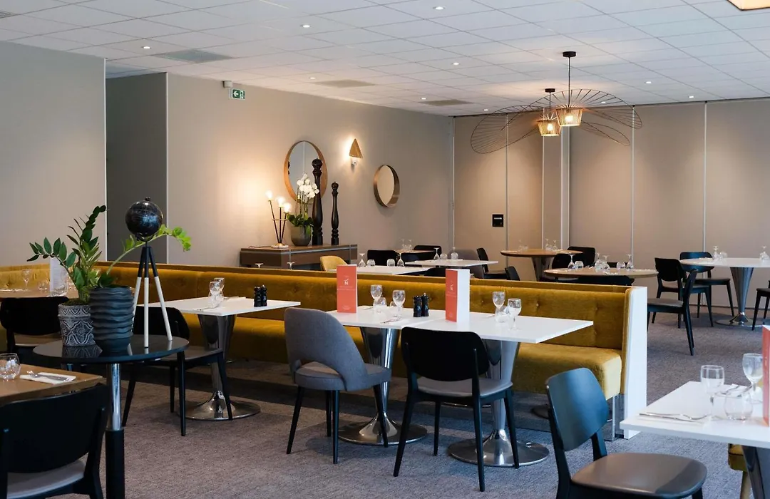 Novotel Bayeux-1