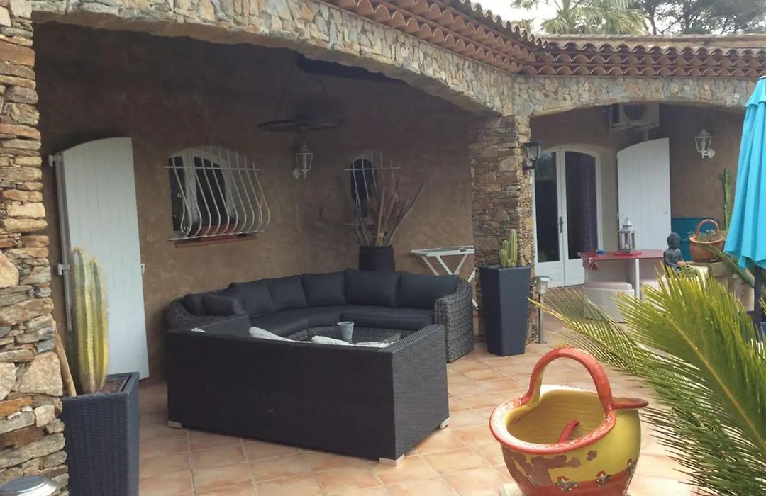 Villa avec Piscine Privée à Carqueiranne-1
