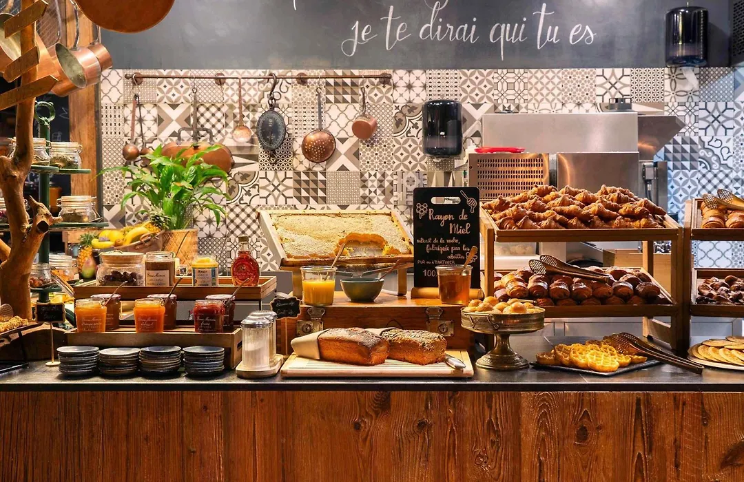 Novotel Avignon Nord-1