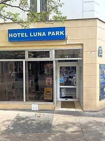 Hotel Luna Park-1