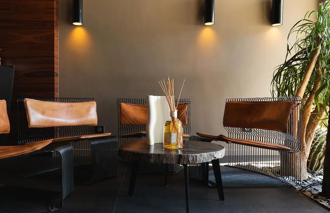 LHotel - face au château - boutique hôtel et séminaires-1