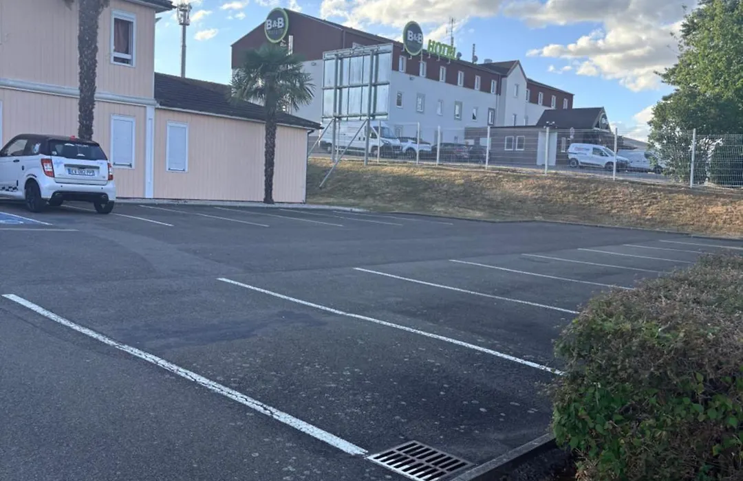 Quick Palace Le Mans-1
