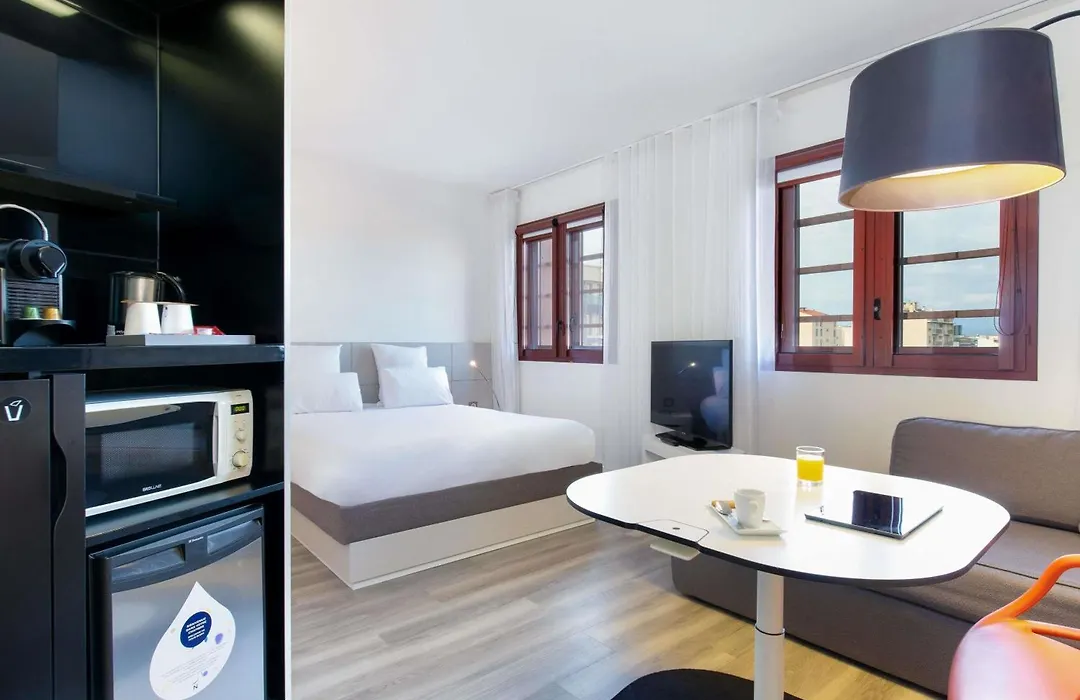 Novotel Suites Perpignan Centre - Grandes Suites & Confort Centre-Ville-1