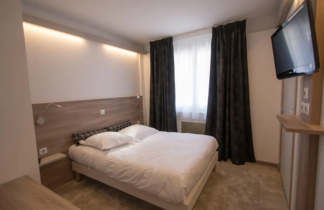 Hotel Les Voyageurs-1