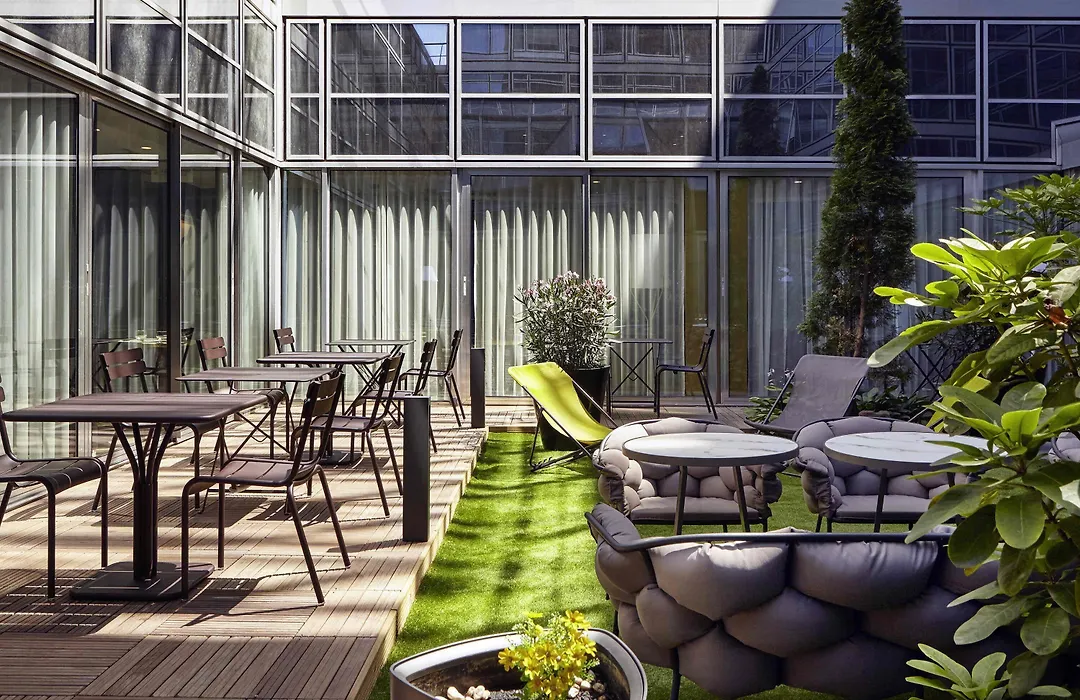 Residence Mercure Paris La Defense Grande Arche-1