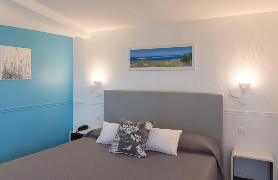 Cit'Hotel Le Regina Bordeaux Gare Saint-Jean-1