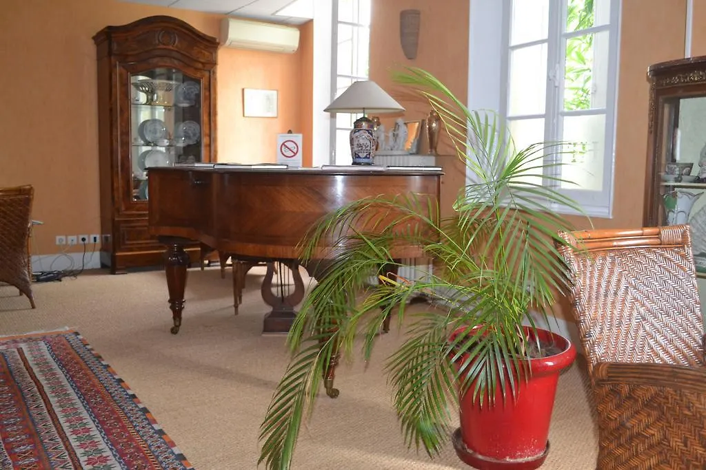 Hotel De France-1