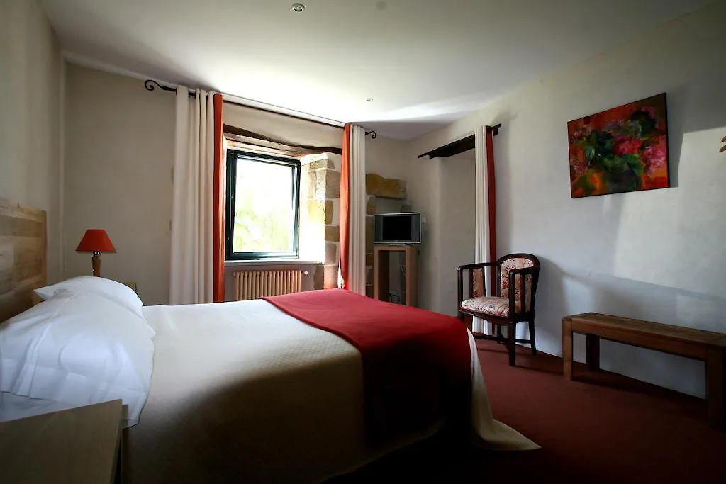 Le Clos St Yves-1