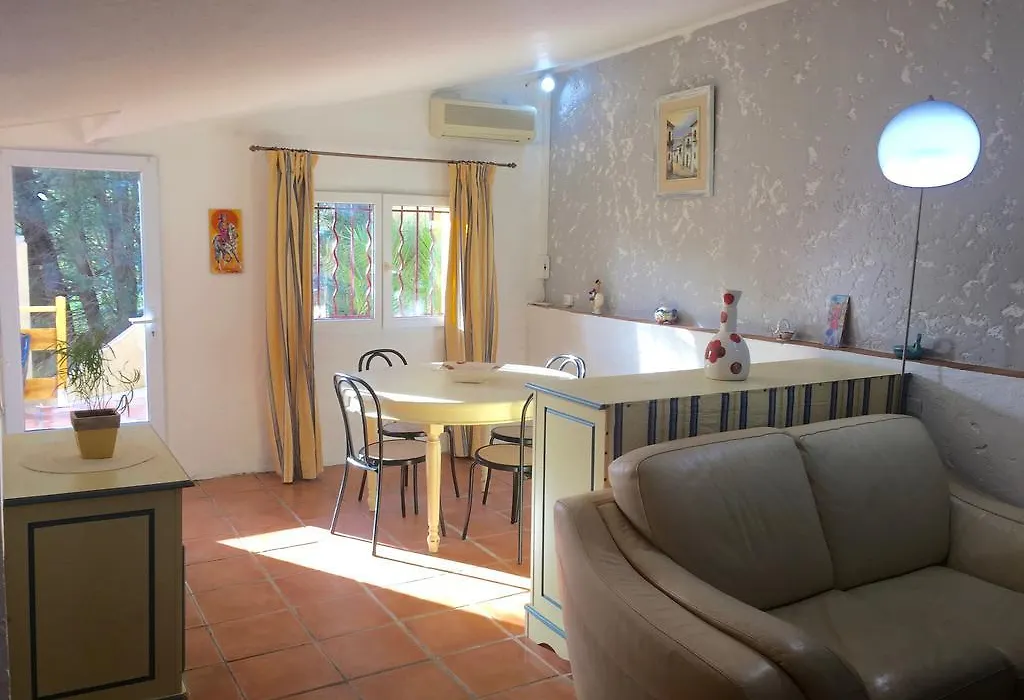 La Petite Maison D'Athenopolis-1