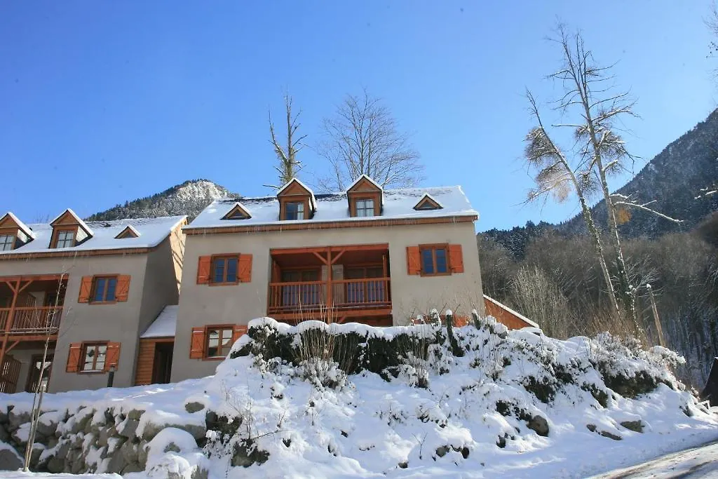 Résidence Néméa Les Chalets d'Estive-1
