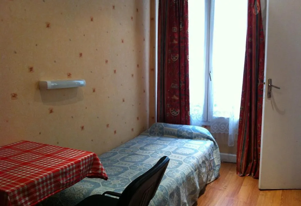 Hotel Des Arts-1