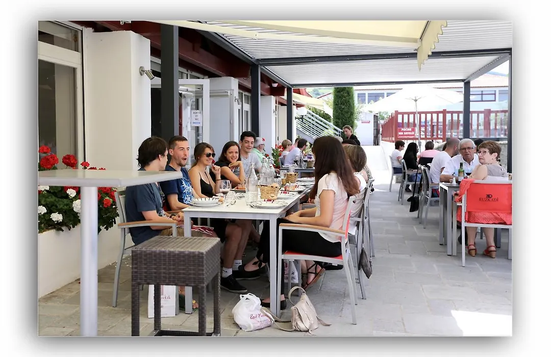 Hôtel Euzkadi-1