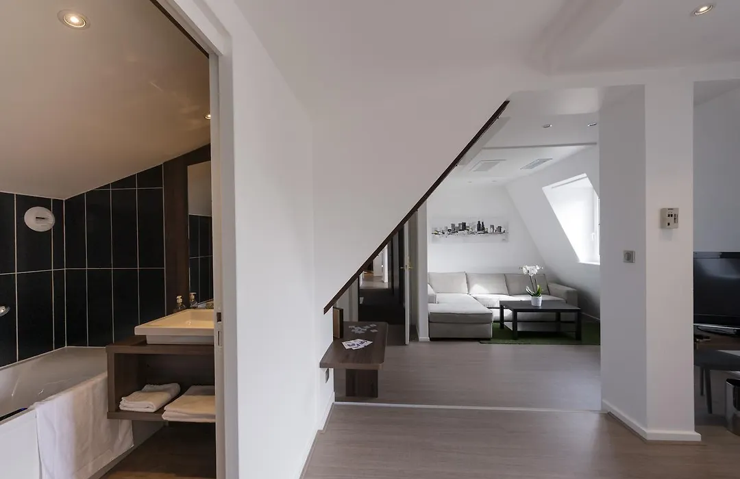 Hotel Les Poteaux Carres-1