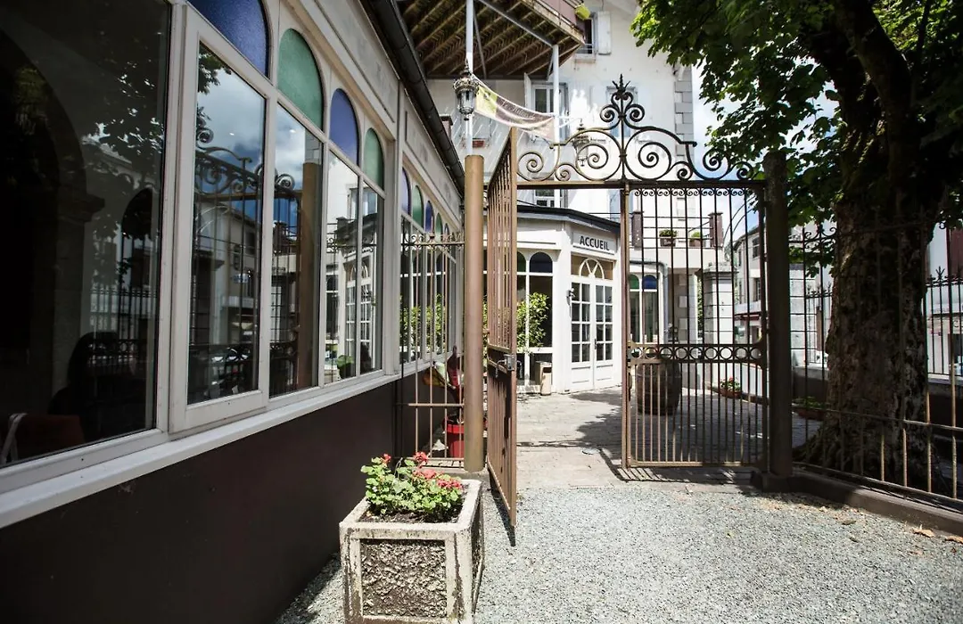 Au Pavillon du Frêne-1