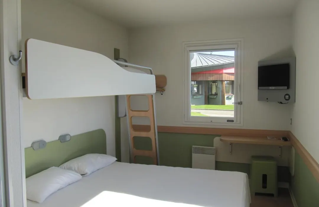 Ibis Budget Pontivy-1
