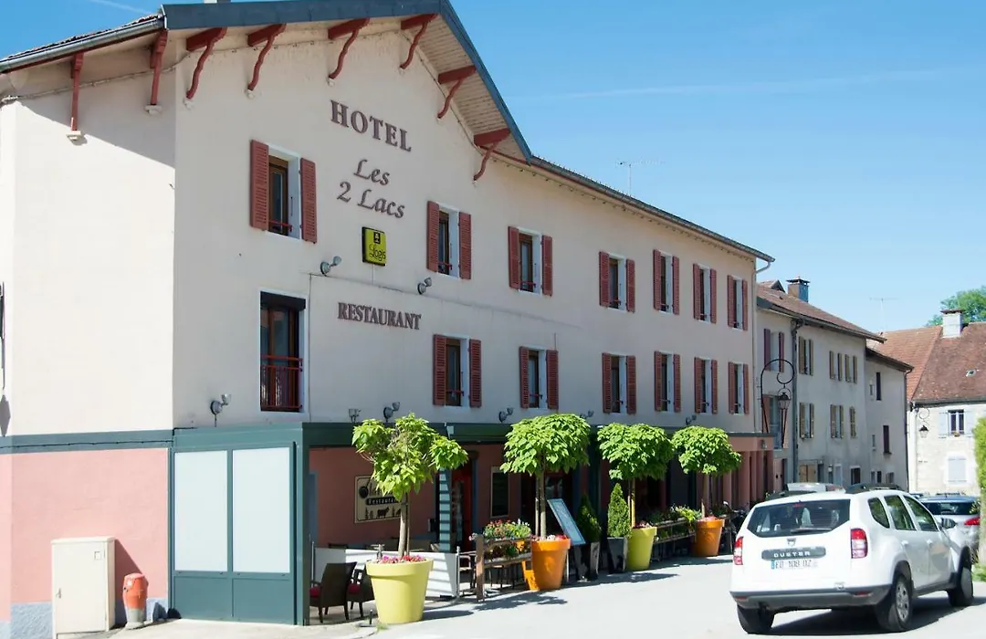 Hotel Les 2 Lacs-1