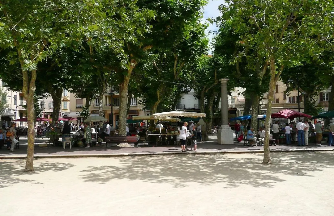 La Moma 2-1