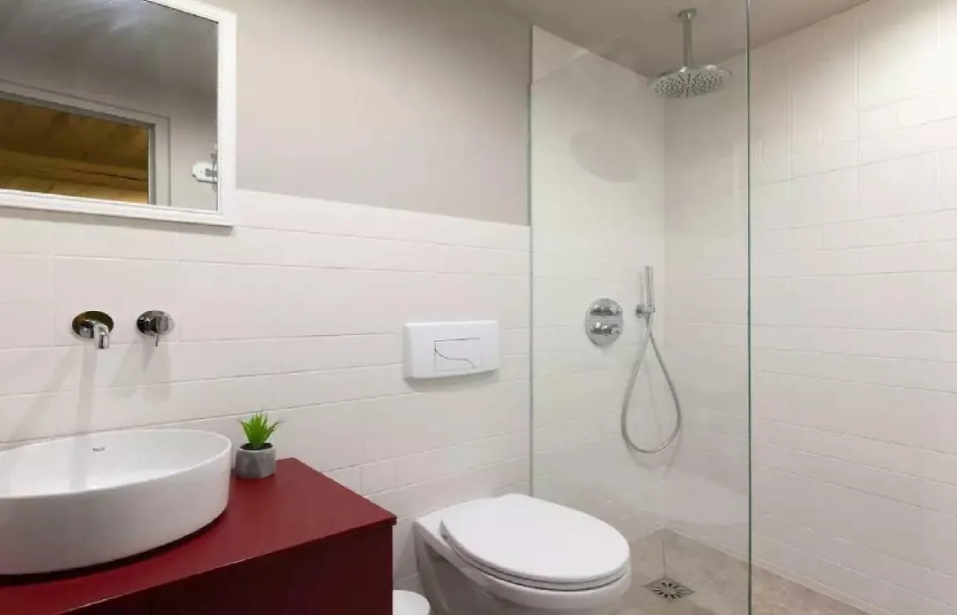 2 Bedrooms 2 Bathrooms Apartment In Old Antibes-1