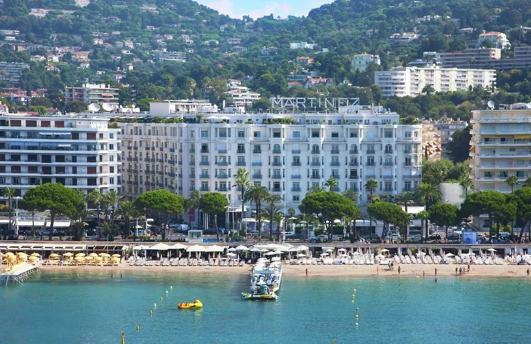 Residences Fleuries - Behind Cannes Croisette Bvd-1