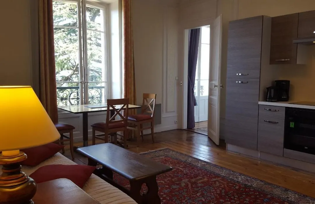 Aux Meubles Du Manoir-1