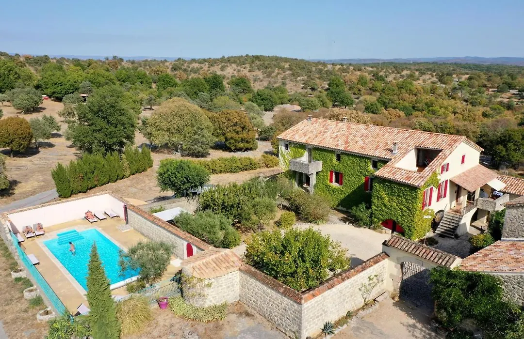 Gîte le MAGNAN, 50 m2, charme, nature, terrasse, piscine chauffée, sud Ardèche-1