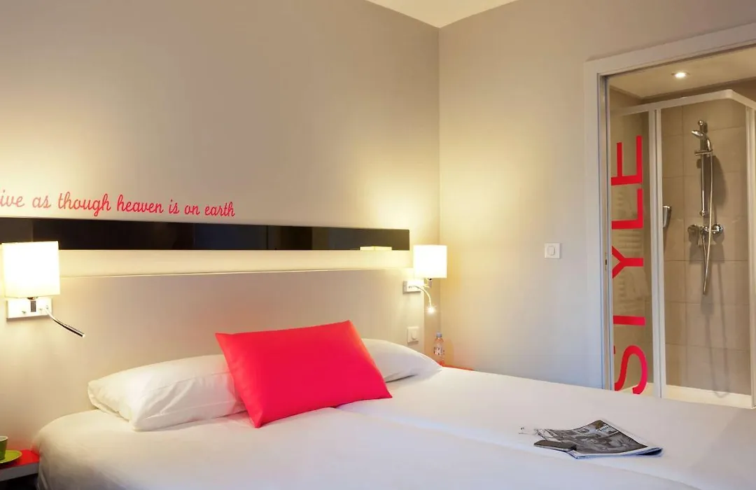 ibis Styles Antibes Juan Les Pins-1