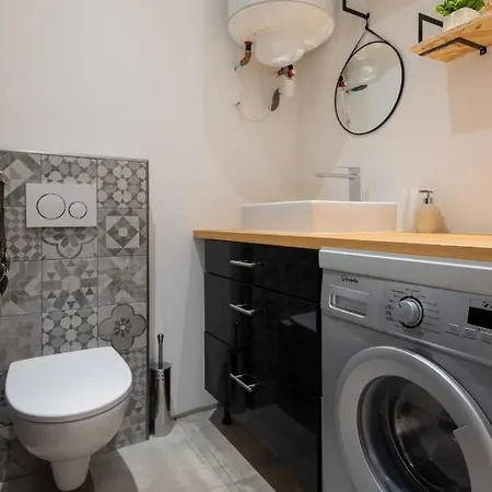 Latelier 2Br W Ac At 4 Min From The Beaches Of Old Nice Welkeys-3